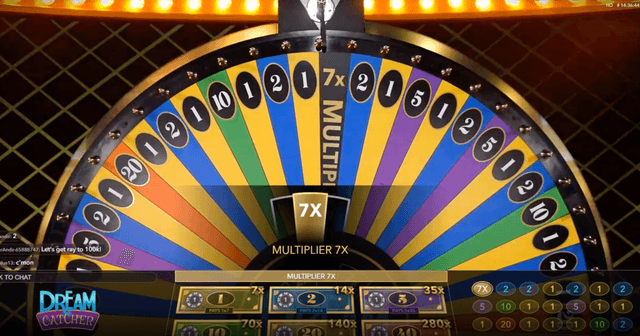 كيف تلعب لعبة صائدة الأحلام الحية مجانًا وأموال حقيقية image